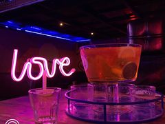 -UP嘻哈酒吧(粉巢店)