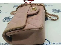 -爱革·奢品·鞋包·衣物·家居(博荟广场店)