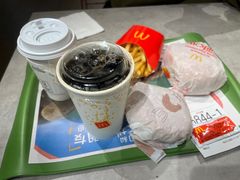 -麦当劳(龙洞店)