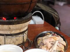 连州脆皮鸡-威邵鸡煲(西华路总店)