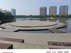 -南翔镇银翔湖公园