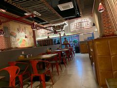 大堂-跳舞牛·串烧酒场(麦地店)
