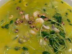 鸡头米虾仁-启东海鲜人家(古美路店)