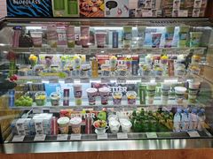 零售区-Blueglass酸奶(财富购物中心店)