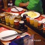 氛围感十足的小酒馆～🍶🍻🍸🍾🍷🍹