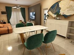 -红星美凯龙全球家居生活广场卡子门店-停车场