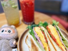 -Dough&Joe团憩(瑞虹天地月亮湾店)