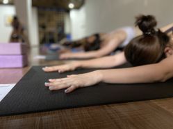 -兴亚瑜伽20年老馆