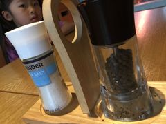 -MEAT MATE 鲜食肉铺(凤凰汇·里巷店)