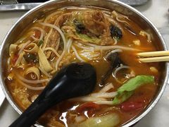 -红鼻子桂林米粉(金唐新光界店)