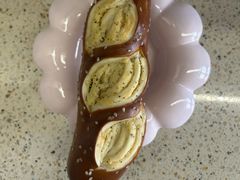 红茶奶酥碱水棒-81bakery(关山路店)