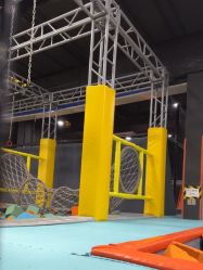 -蹦贝运动中心·蹦床·攀岩·闯关(龙岗店)