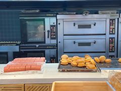 面包甜点陈列柜-東更道点心行(文化东路店)