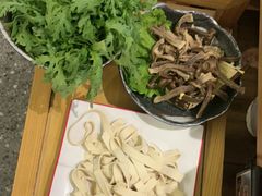 -牛品荟牛肉火锅(新城广场店)