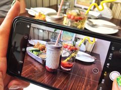 鲜莓牛奶-吃饼人西餐(南开店)