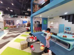 -MINI MARS KIDS CLUB亲子家庭中心(长宁天山店)