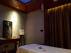 -金色春天.美颜康体纯正SPA(黄泥磅店)