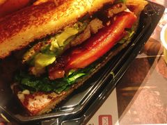 牛油果三明治-The Habit Burger Grill 哈比特汉堡(复兴soho店)
