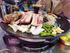 -豚豚家돈돈가韩国锅盖烤肉(新北万达店)