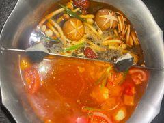 -湊湊火锅·茶憩(打浦桥日月光店)