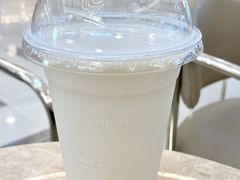 轻椰蜂蜜-Yee3·三号椰(上海中山公园龙之梦店)