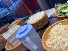 -龍歌自助小火锅(市北台东利群店)