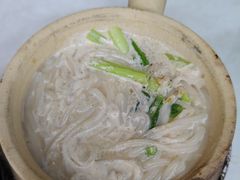 -长城砂煲田鸡粥
