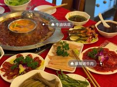 -山城年华老火锅(玉林店)