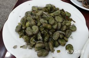 Snow Cabbage and Green Peas