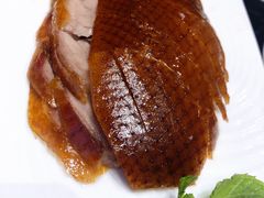 酥香嫩果木烤鸭-正德楼果木烤鸭·渔家菜(东港店)