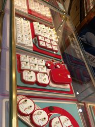 -东方福珠宝( 青岛店)