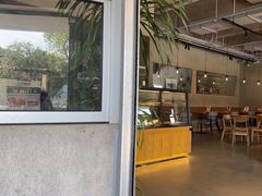 -三勾JJJ Burger&Coffee(梅溪湖店)