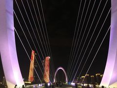 -南京眼步行桥