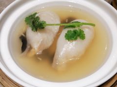 上汤黑松露浸虾饺-燊荣记(北京路店)