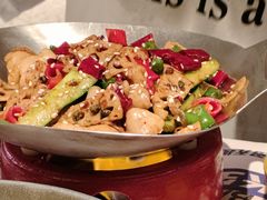 -神府路壹号·海鲜烧烤·砂锅粥·锅物(三坊七巷店)