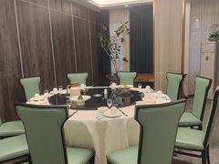 -老季市·三代非遗传承·地标美食老汁鸡(工农路店)