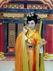 -盘子女人坊生日照·摄影馆(华强店)