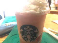 -星巴克(广州南站A18检票口楼上)