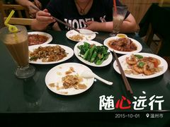 -广东仔港式茶餐厅(银泰店)