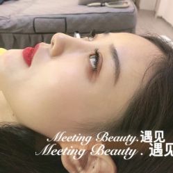-meeting遇见美甲店