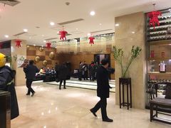 等位区-满江红大酒店(城站店)