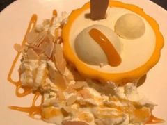 弹汤团形蛋糕-星巴克臻选(杭州万象城店)