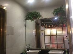 -蛙一刀·麻椒鱼火锅(金仙桥店)
