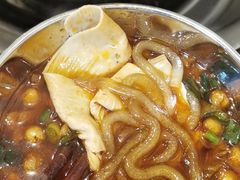 -鸿顺老铁锅美蛙鱼府(解放碑店)