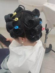 -首脑美发沙龙