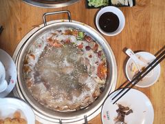 酸萝卜鸭架汤-守柴炉烤鸭(中海国际店)