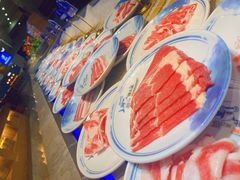 -锤头鲨毛肚海鲜烤肉自助餐厅(国购广场店)