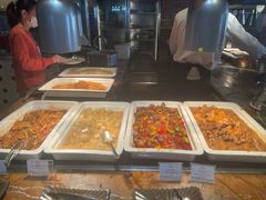 自助取餐区-广州中心皇冠假日酒店-环市食坊·海鲜自助餐厅