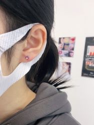 -AI艾耳·专业手工耳洞·穿孔美学馆