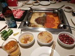 -海底捞火锅鲜切牛肉主题店(长寿路店)